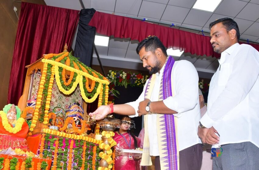  The meeting of the National Steering Committee of the Shiksha Sanskriti Utthan Nyas was held